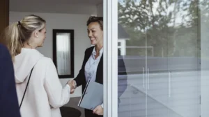 Smart Real Estate Agent Habits for More Clients