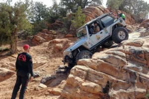 Practical Off Road Driving Tips for Adventure Trips